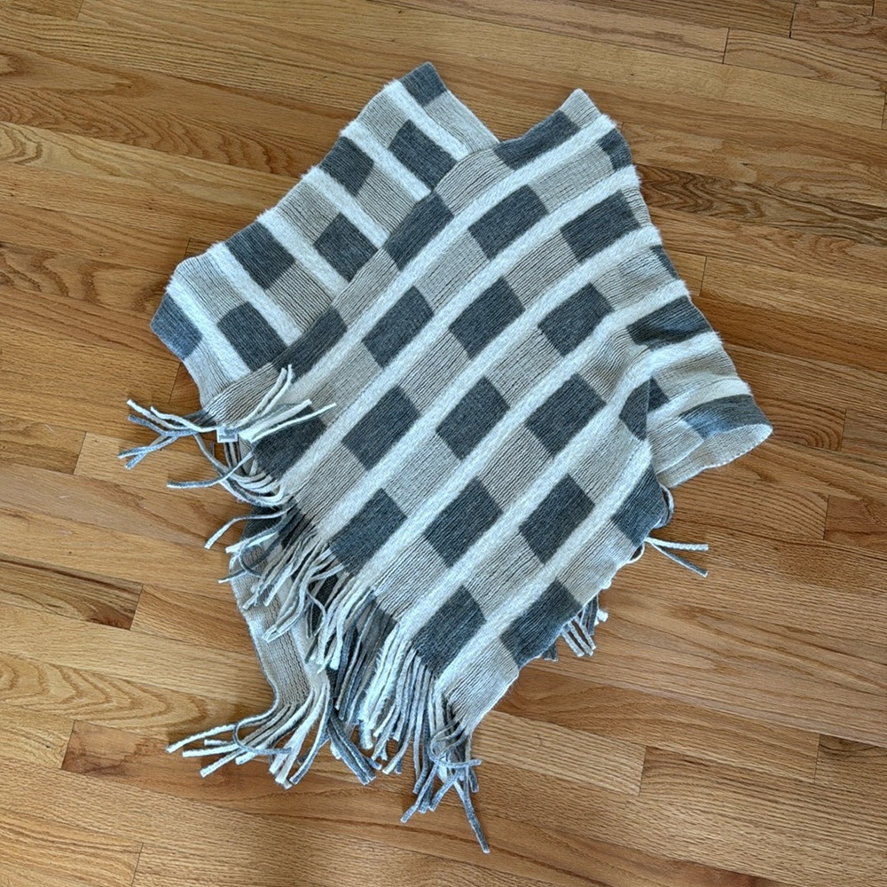 *new with tag* poncho